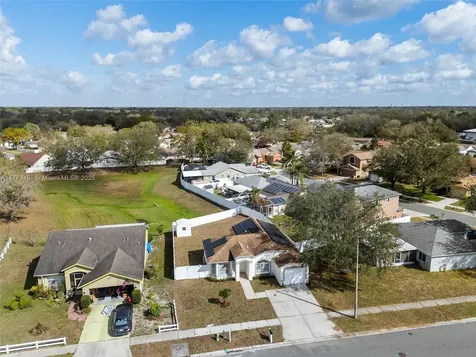 4604 Hunts Avenue Plant City FL 33566