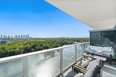 16385 Biscayne Boulevard North Miami Beach FL 33160