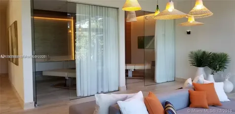 16385 Biscayne Boulevard North Miami Beach FL 33160