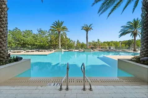 16385 Biscayne Boulevard North Miami Beach FL 33160