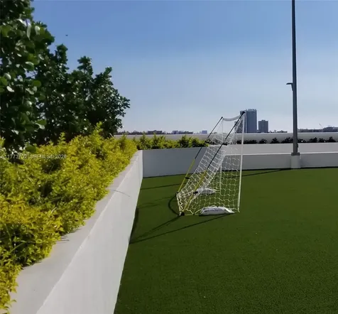 16385 Biscayne Boulevard North Miami Beach FL 33160