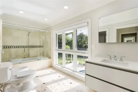 413 Santurce Avenue Coral Gables FL 33143