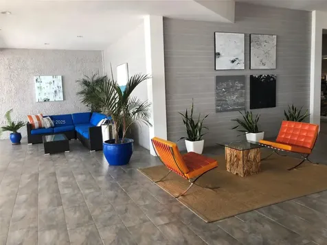 800 West Avenue Miami Beach FL 33139