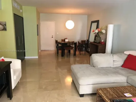 800 West Avenue Miami Beach FL 33139