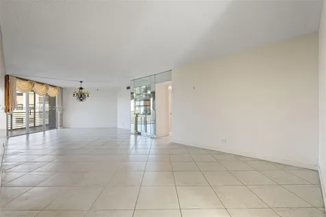 7200 Radice Court Lauderhill FL 33319