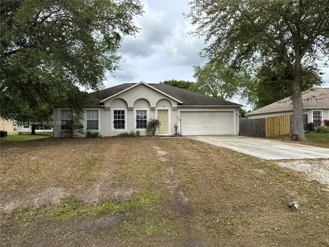 8755 103rd Court Vero Beach FL 32967