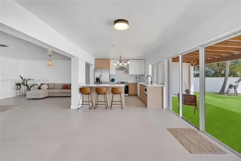 10935 N Bayshore Drive Miami FL 33161