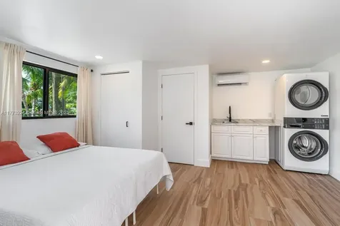10935 N Bayshore Drive Miami FL 33161