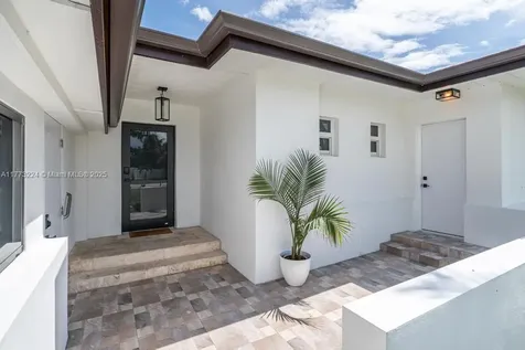 10935 N Bayshore Drive Miami FL 33161