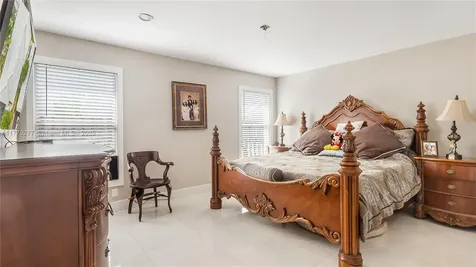 2719 Arrowwood Court Davie FL 33328