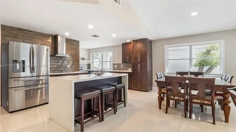 2719 Arrowwood Court Davie FL 33328