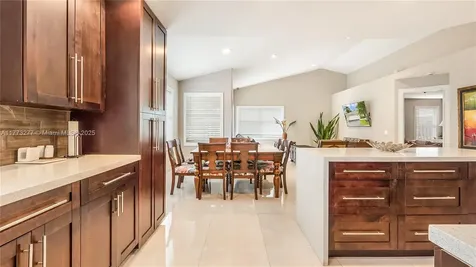 2719 Arrowwood Court Davie FL 33328