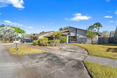 13921 SW 109th Street Miami FL 33186