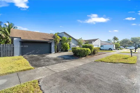 13921 SW 109th Street Miami FL 33186