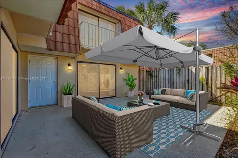 518 Green Springs Place West Palm Beach FL 33409