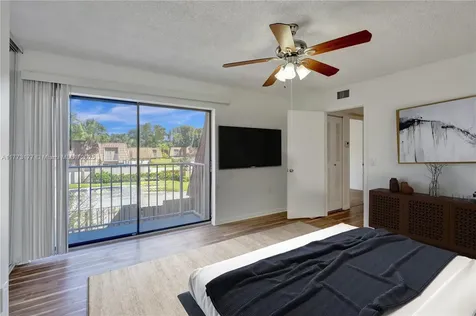 518 Green Springs Place West Palm Beach FL 33409