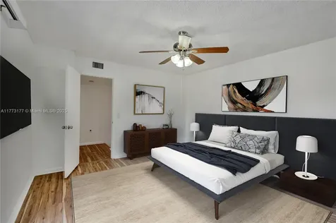 518 Green Springs Place West Palm Beach FL 33409