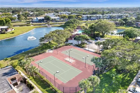 518 Green Springs Place West Palm Beach FL 33409