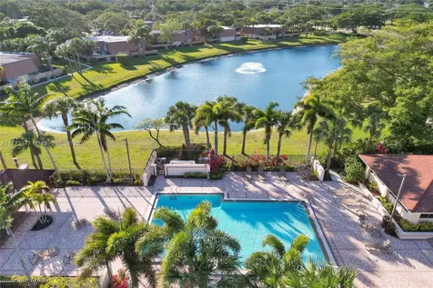 518 Green Springs Place West Palm Beach FL 33409