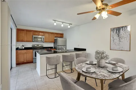 518 Green Springs Place West Palm Beach FL 33409