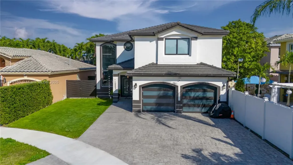 15553 SW 95th Street Miami FL 33196