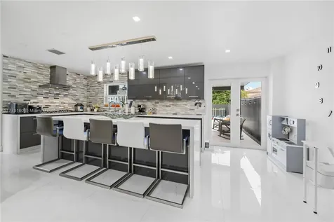 15553 SW 95th Street Miami FL 33196