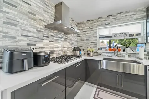 15553 SW 95th Street Miami FL 33196
