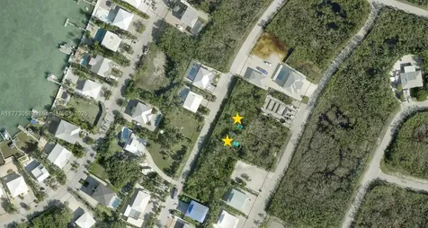 Lot 18 Jamaica Street Duck FL 33050
