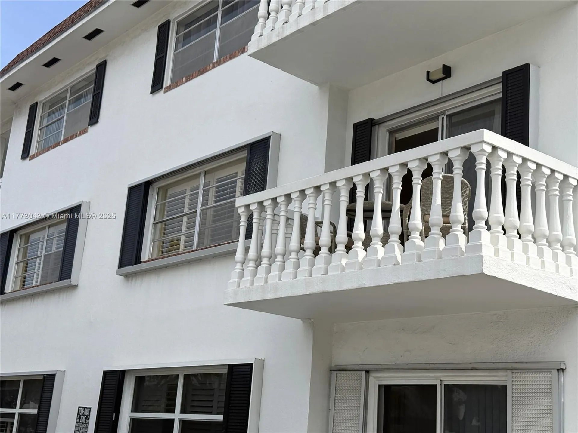 2340 NE 9th Street Fort Lauderdale FL 33304