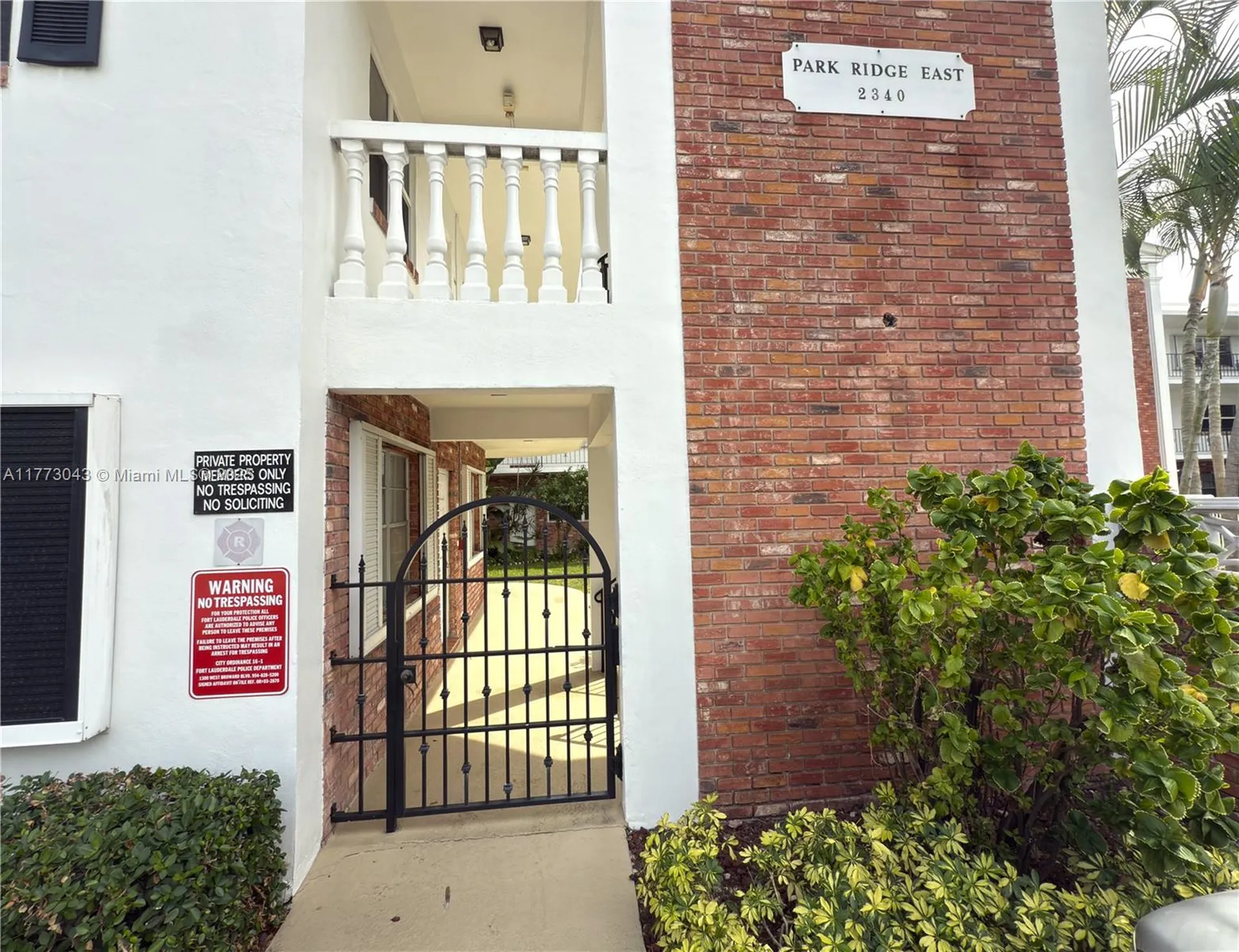 2340 NE 9th Street Fort Lauderdale FL 33304