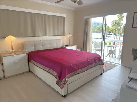 2340 NE 9th Street Fort Lauderdale FL 33304