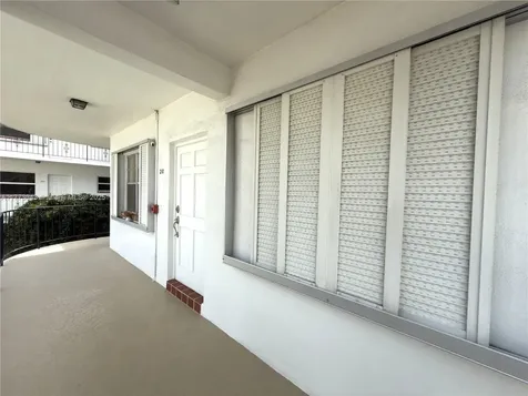 2340 NE 9th Street Fort Lauderdale FL 33304