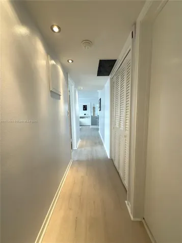 2340 NE 9th Street Fort Lauderdale FL 33304