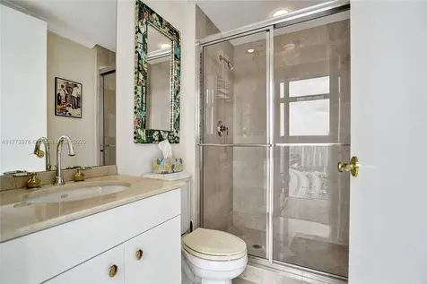 19111 Collins Avenue Sunny Isles Beach FL 33160