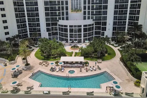 19111 Collins Avenue Sunny Isles Beach FL 33160