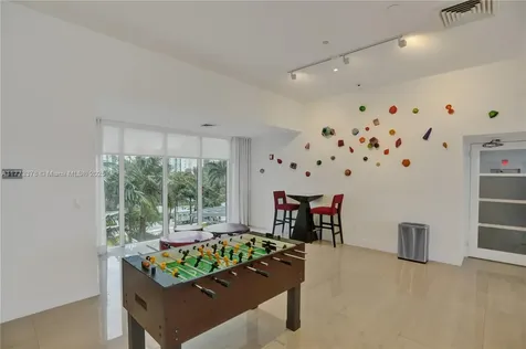 19111 Collins Avenue Sunny Isles Beach FL 33160