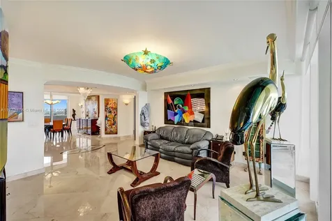 19111 Collins Avenue Sunny Isles Beach FL 33160