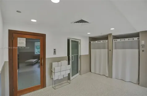 19111 Collins Avenue Sunny Isles Beach FL 33160