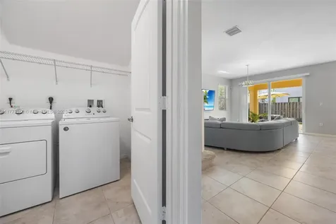 25329 SW 118th Court Homestead FL 33032