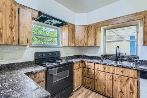 251 NW 149th Street Miami FL 33168