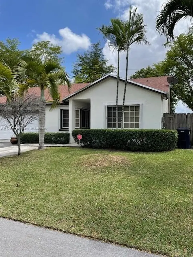 11624 SW 135th Lane Miami FL 33176