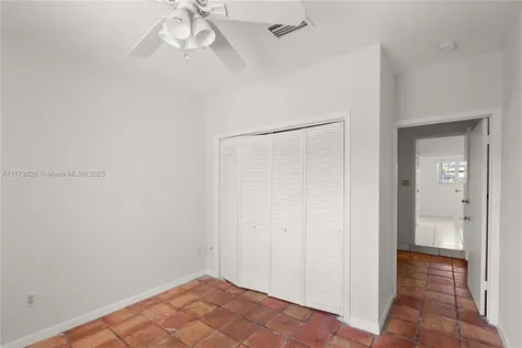 9815 SW 21st Street Miami FL 33165