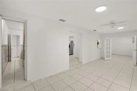 9815 SW 21st Street Miami FL 33165