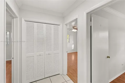 9815 SW 21st Street Miami FL 33165
