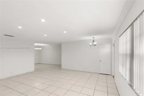 9815 SW 21st Street Miami FL 33165