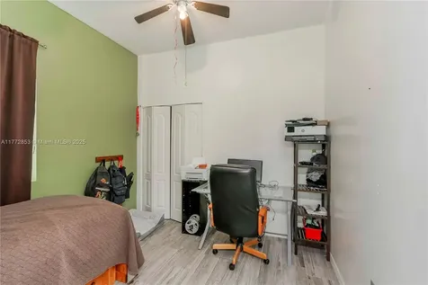 515 SE 30th Drive Homestead FL 33033