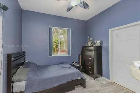 515 SE 30th Drive Homestead FL 33033