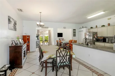 515 SE 30th Drive Homestead FL 33033