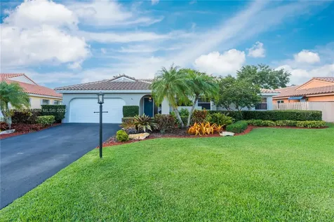 15001 Windbluff Street Davie FL 33331