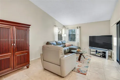 15001 Windbluff Street Davie FL 33331